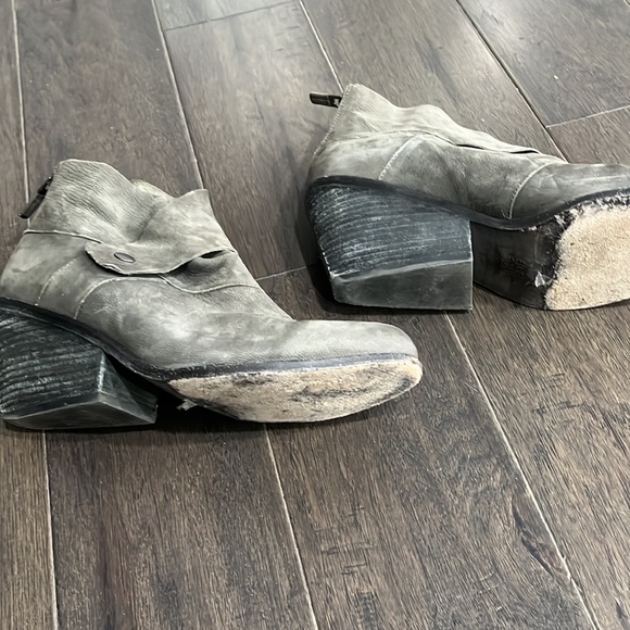 Eileen Fisher Suede Booties sz 9-1/2 - Picture 4 of 4